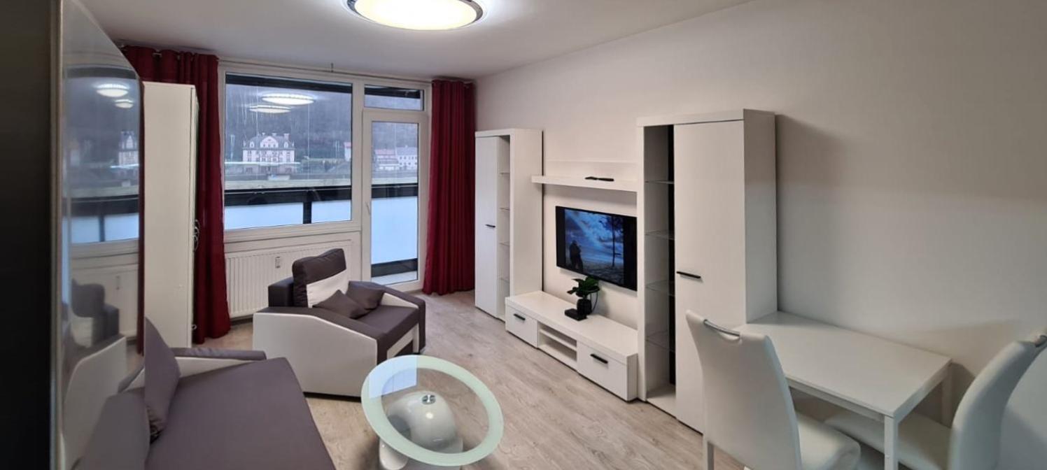 Utulny Apartman V Centru, S Krasnym Vyhledem 데친 외부 사진